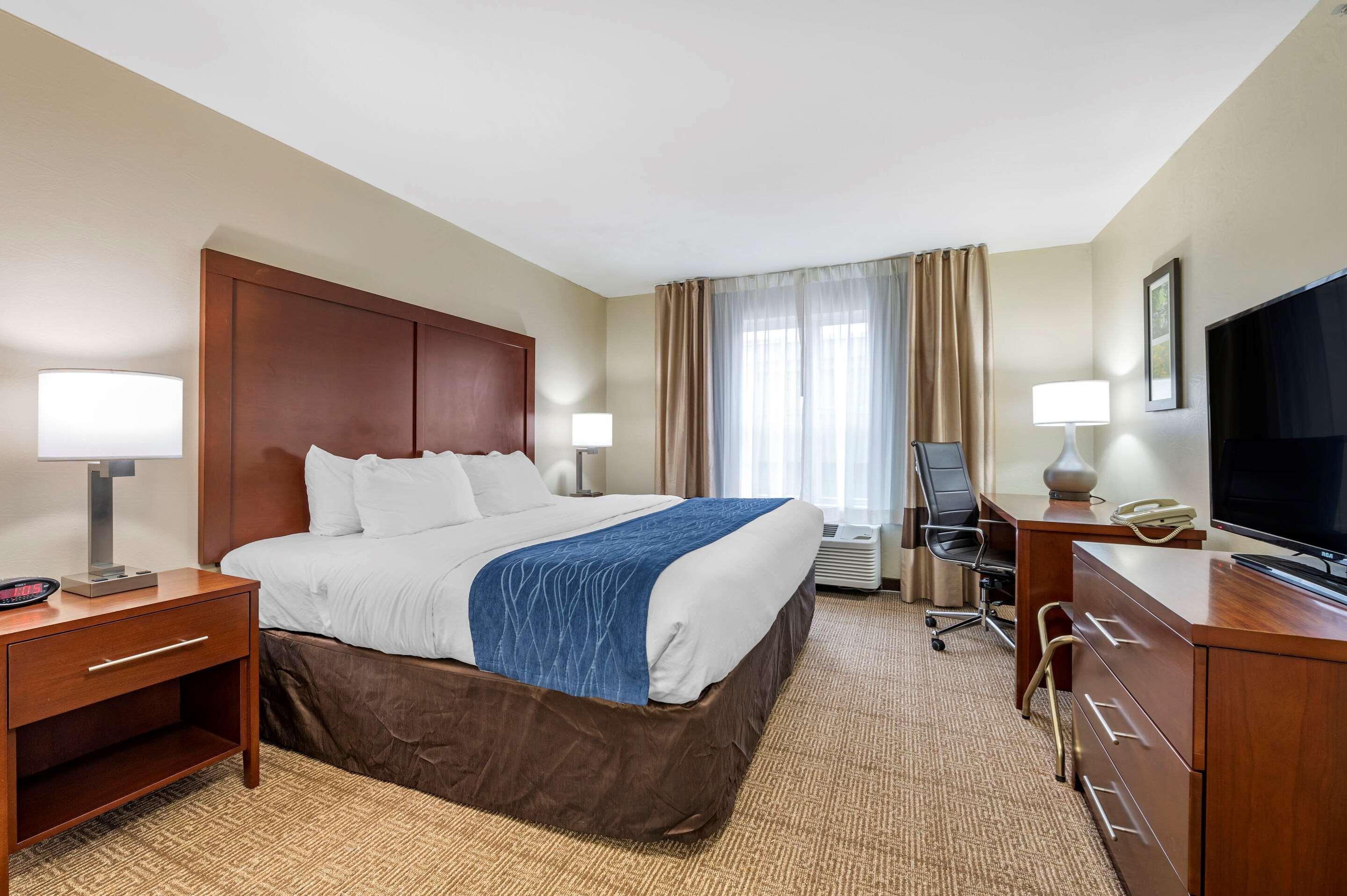 Comfort Inn & Suites Northern Kentucky Wilder Buitenkant foto