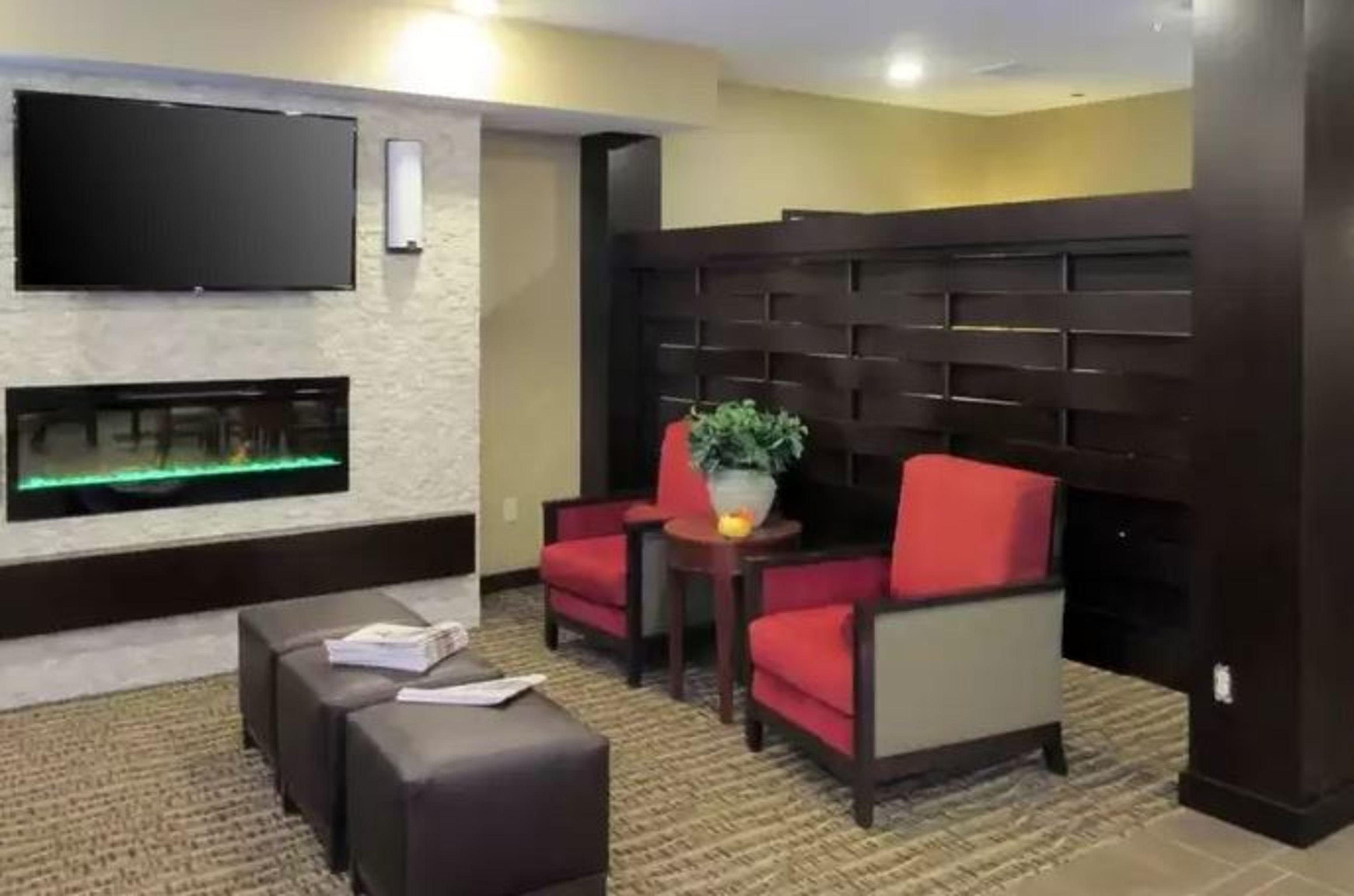 Comfort Inn & Suites Northern Kentucky Wilder Buitenkant foto
