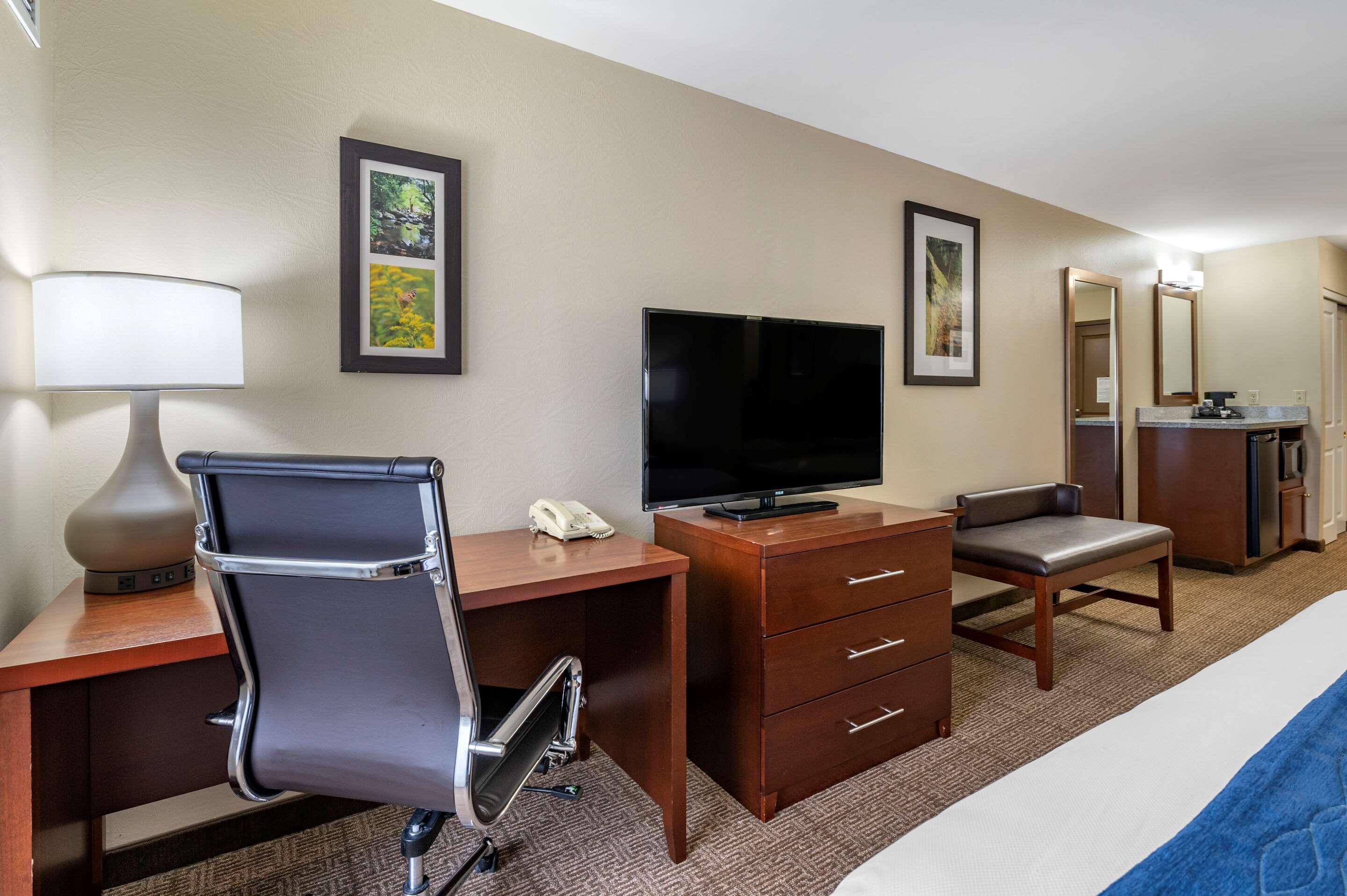 Comfort Inn & Suites Northern Kentucky Wilder Buitenkant foto
