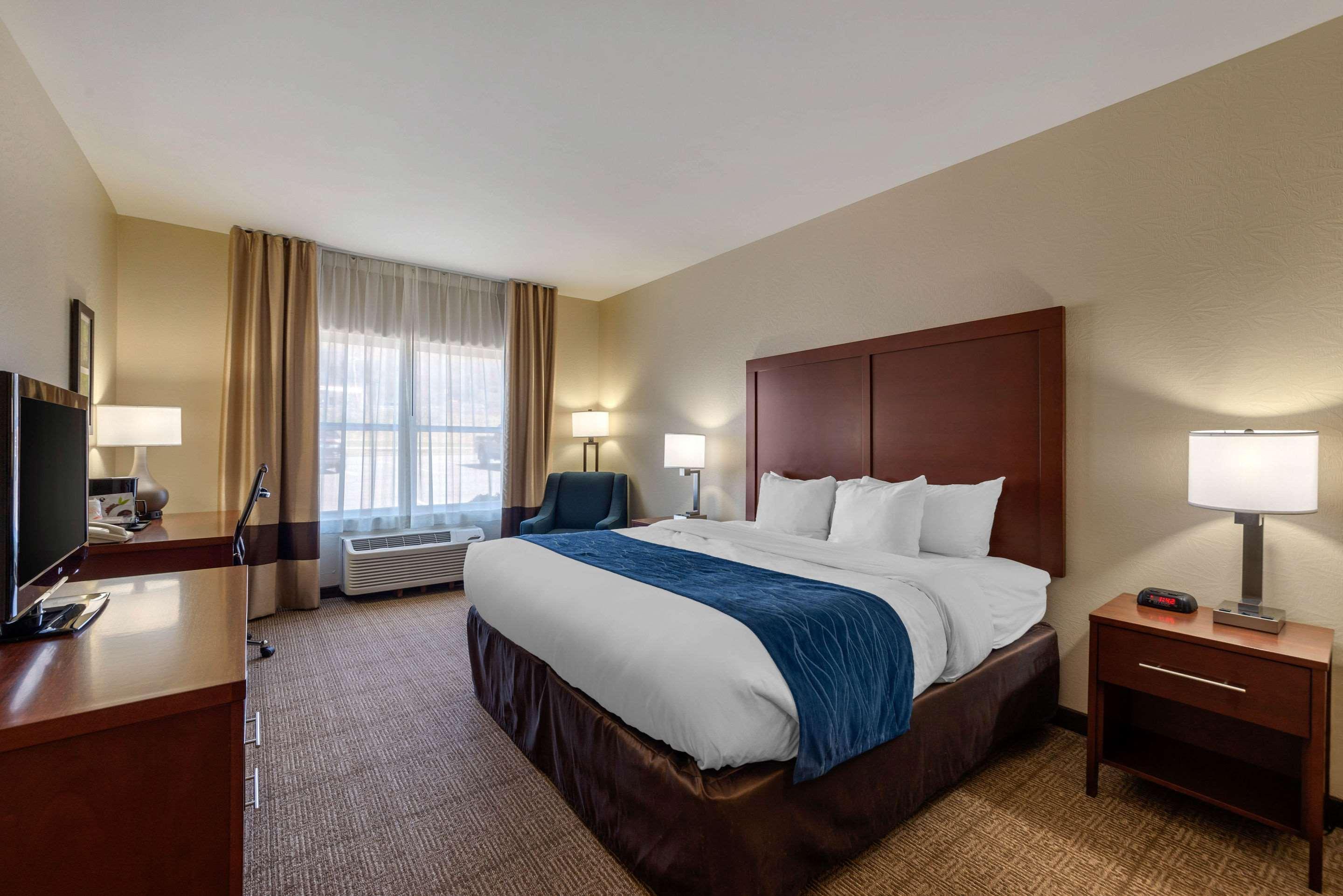 Comfort Inn & Suites Northern Kentucky Wilder Buitenkant foto