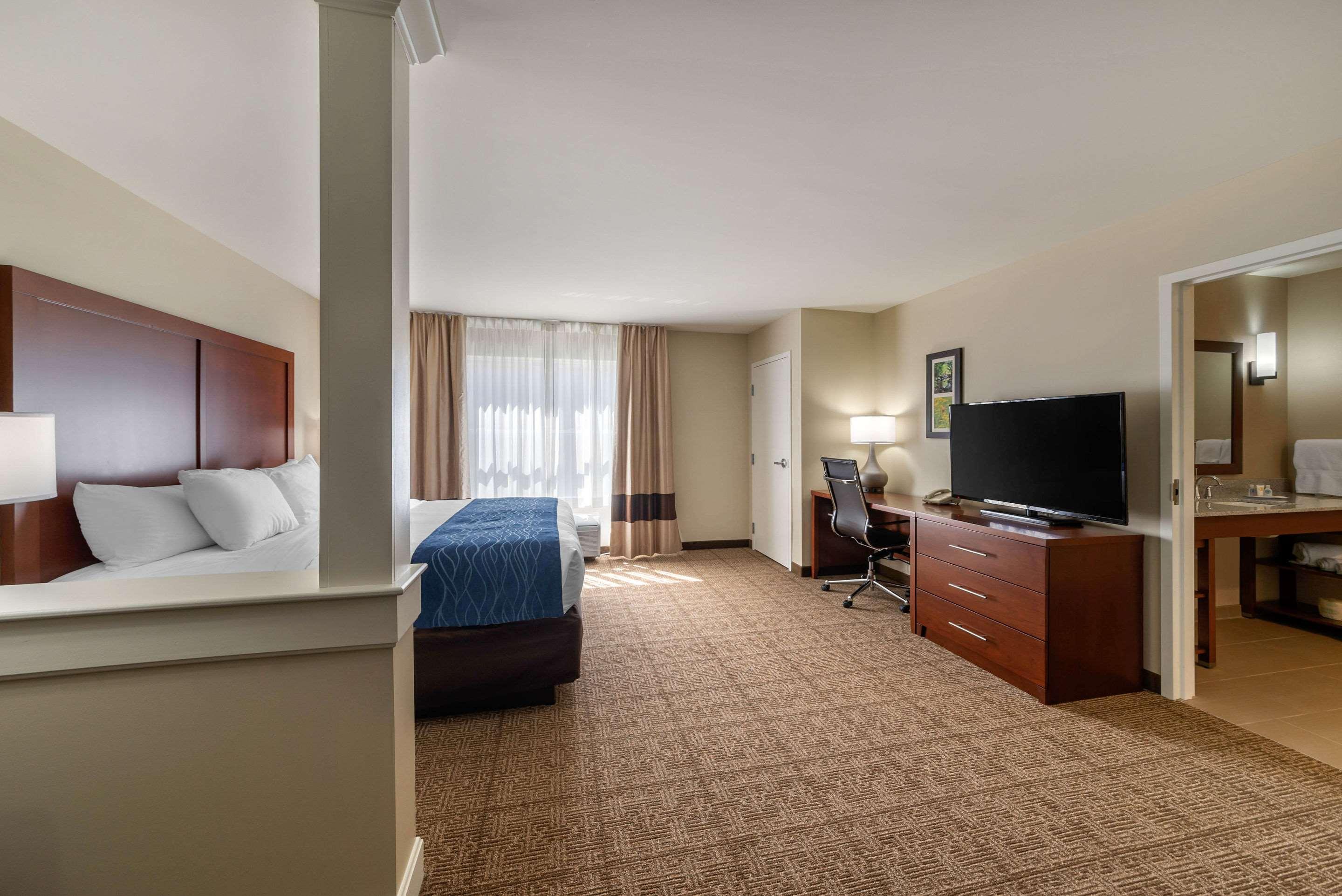 Comfort Inn & Suites Northern Kentucky Wilder Buitenkant foto